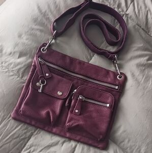 🗝️ Fossil Crossbody